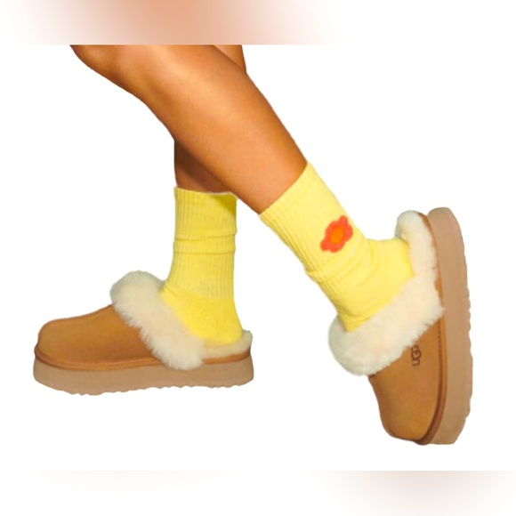 UGG Disquette suede slippers - Picture 6 of 16